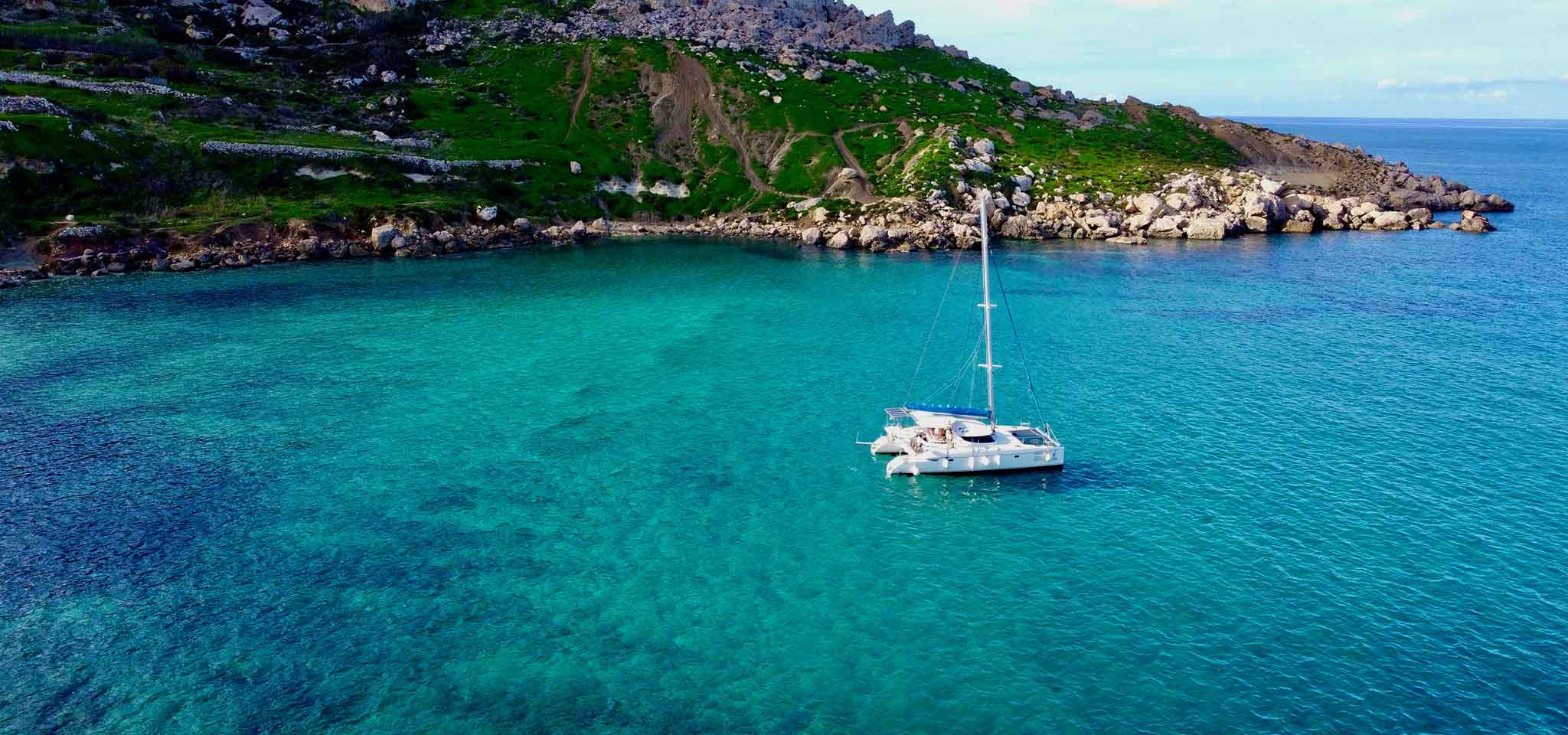 Alquiler de catamaranes en Menorca en 2026